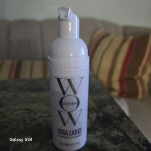 Color Wow Xtra Large Hair Volumizer - White